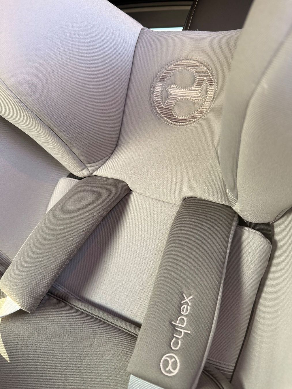 Cybex Seggiolini per auto: Cybex Kindersitz Sirona S i-Size – Usato da Pfäffikon ZH venduto da PatriciaB23 1