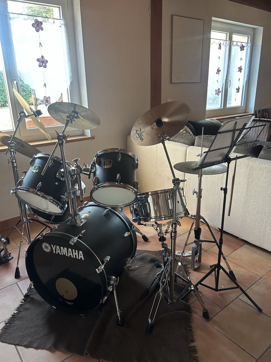 Yamaha Strumenti musicali: Batterie Yamaha en parfait état – Usato da Granges Marnand venduto da trotinette00 7