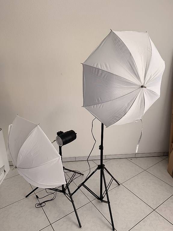 Flash: Verkaufe komplettes Fotostudio-/Studioblitz-Set von DÖRR. – Usato da Rothenhausen venduto da mel_y5gx