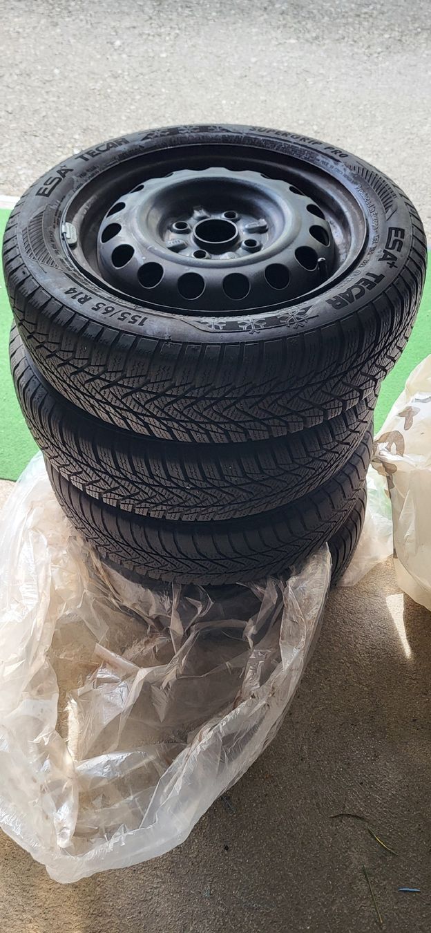 Pneumatici & Ruote complete: 155.65.14 pneus d'hiver  – Usato da Denges venduto da inox--2 2