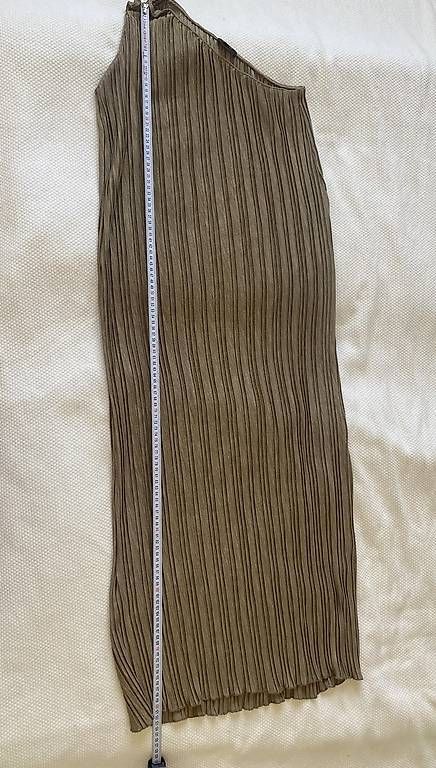 Kleider: Robe Massimo Dutti – Gebraucht aus Denges von chino37 2