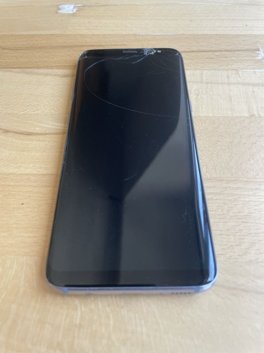 Samsung Portables: Samsung Galaxy S8 mit kaputtem Display – D'occasion à Zürich par toe_7gmv 2