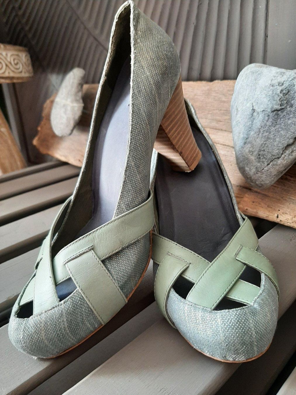 Scarpe da donna: Think! Schuhe 39 Pumps mit Schimmer Stoff – Usato da Bern venduto da Preloved.Nile.4.Sale 8