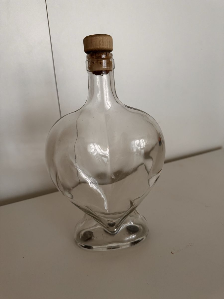 Carafes: Dekorative Herzkaraffe – D'occasion à Sevelen par tracy95