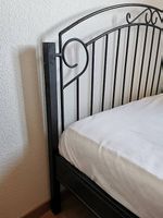 Bett/ Bettgestell 140x200