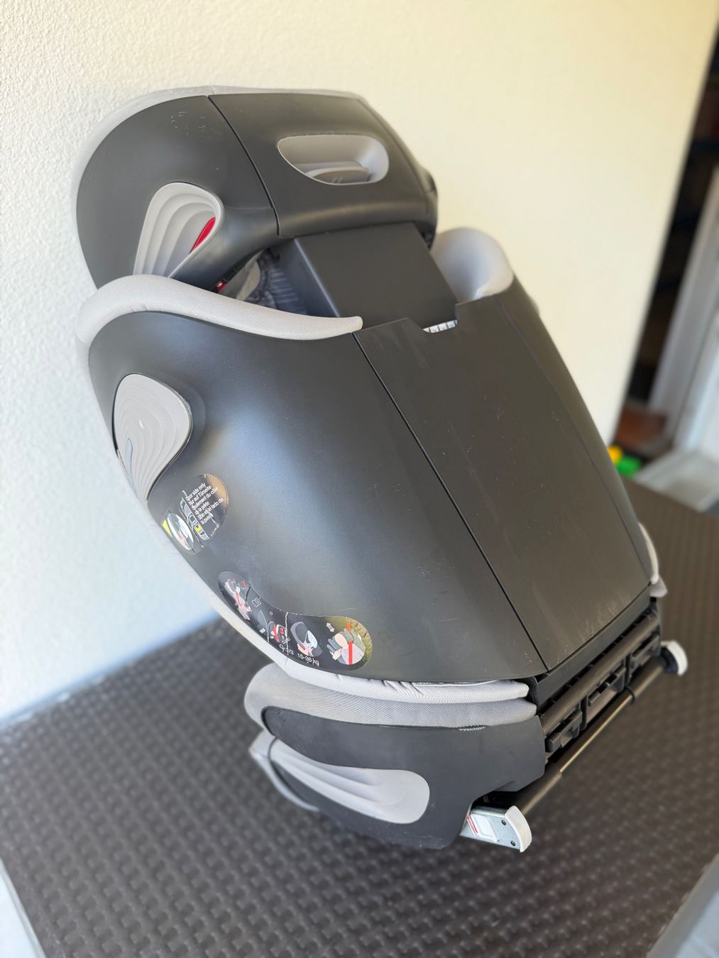 Cybex Sièges auto: Cybex Kindersitz Solution S-Fix – D'occasion à Buochs par A.Thomas85 3