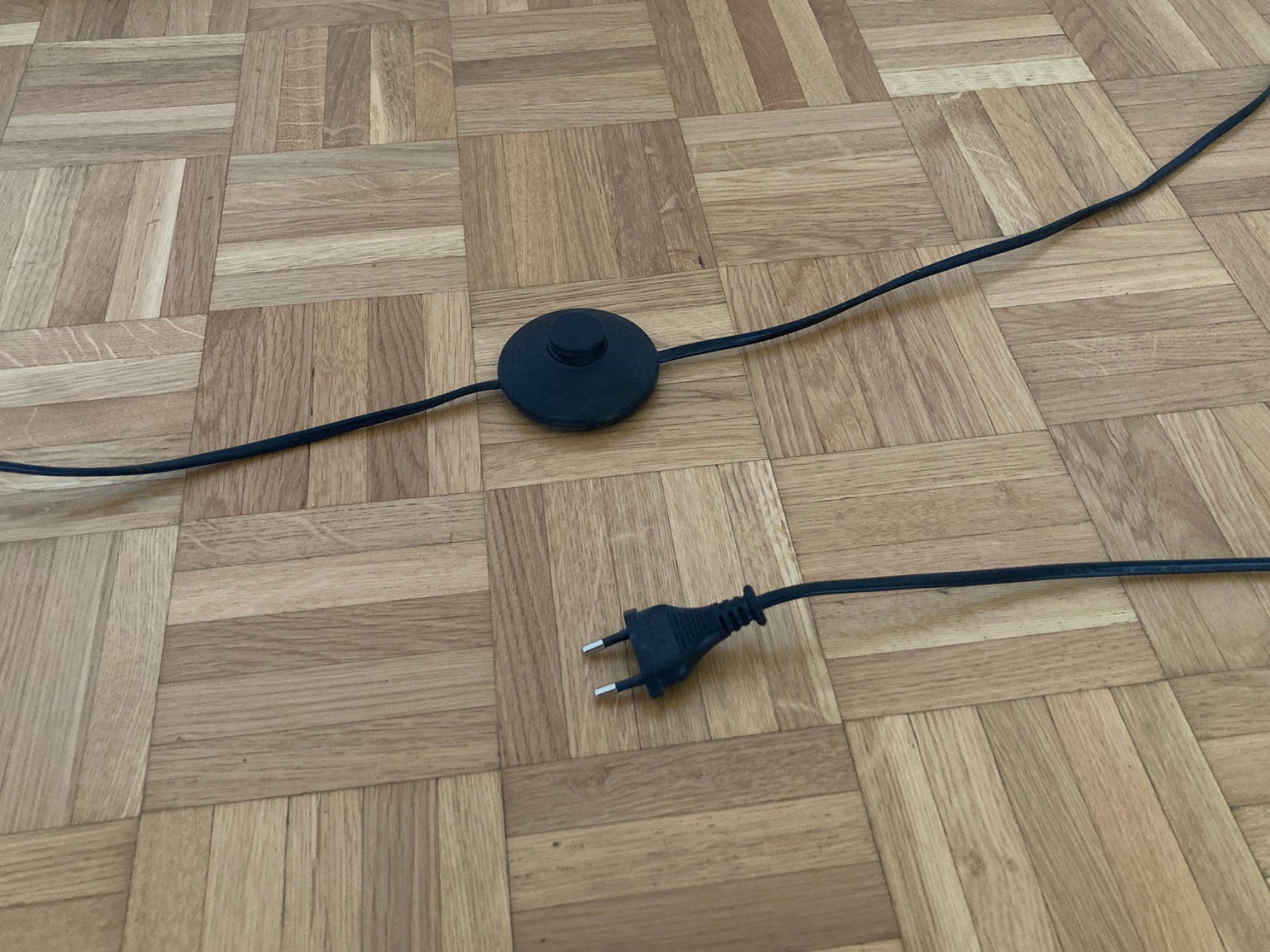 Lampade: Metal Floor Lamp – Usato da Zürich venduto da riviere_riviere 6
