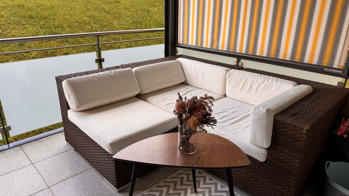 Divani: Gartenmöbel – Difettoso da Esslingen venduto da The_Easy