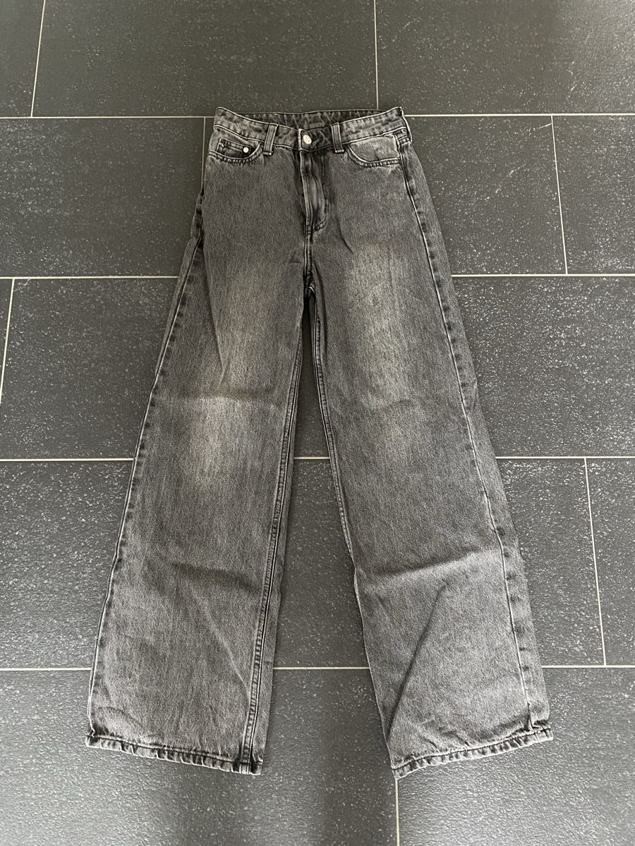 H&M Jeans: H&M wide leg Jeans – Gebraucht aus Lützelflüh-Goldb von flu_q9tg 1