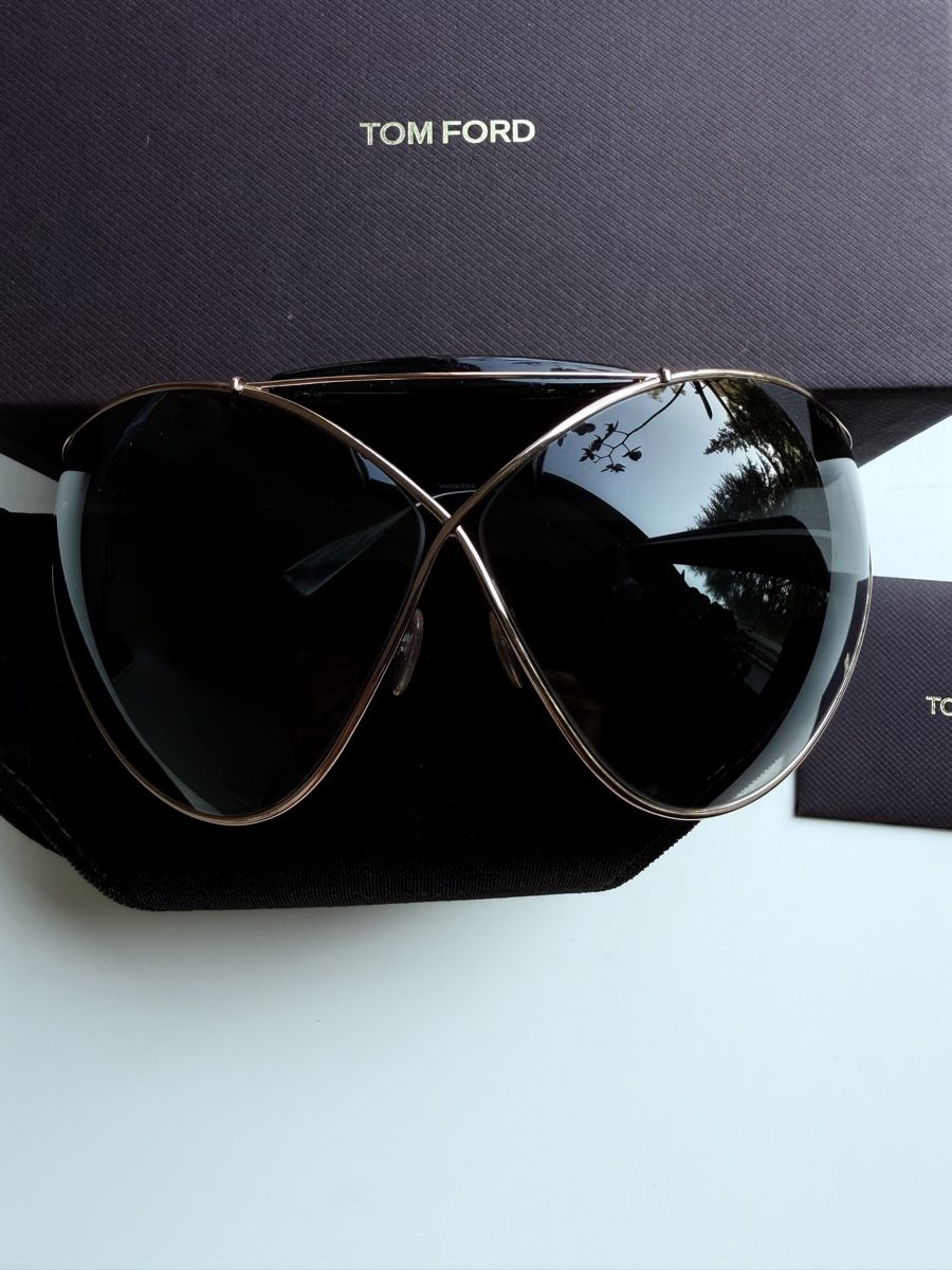 Tom Ford Lunettes & Verres: TomFord Sunglasses oversized  – Neuf (Voir description) à Luzern par dsr_5h2h