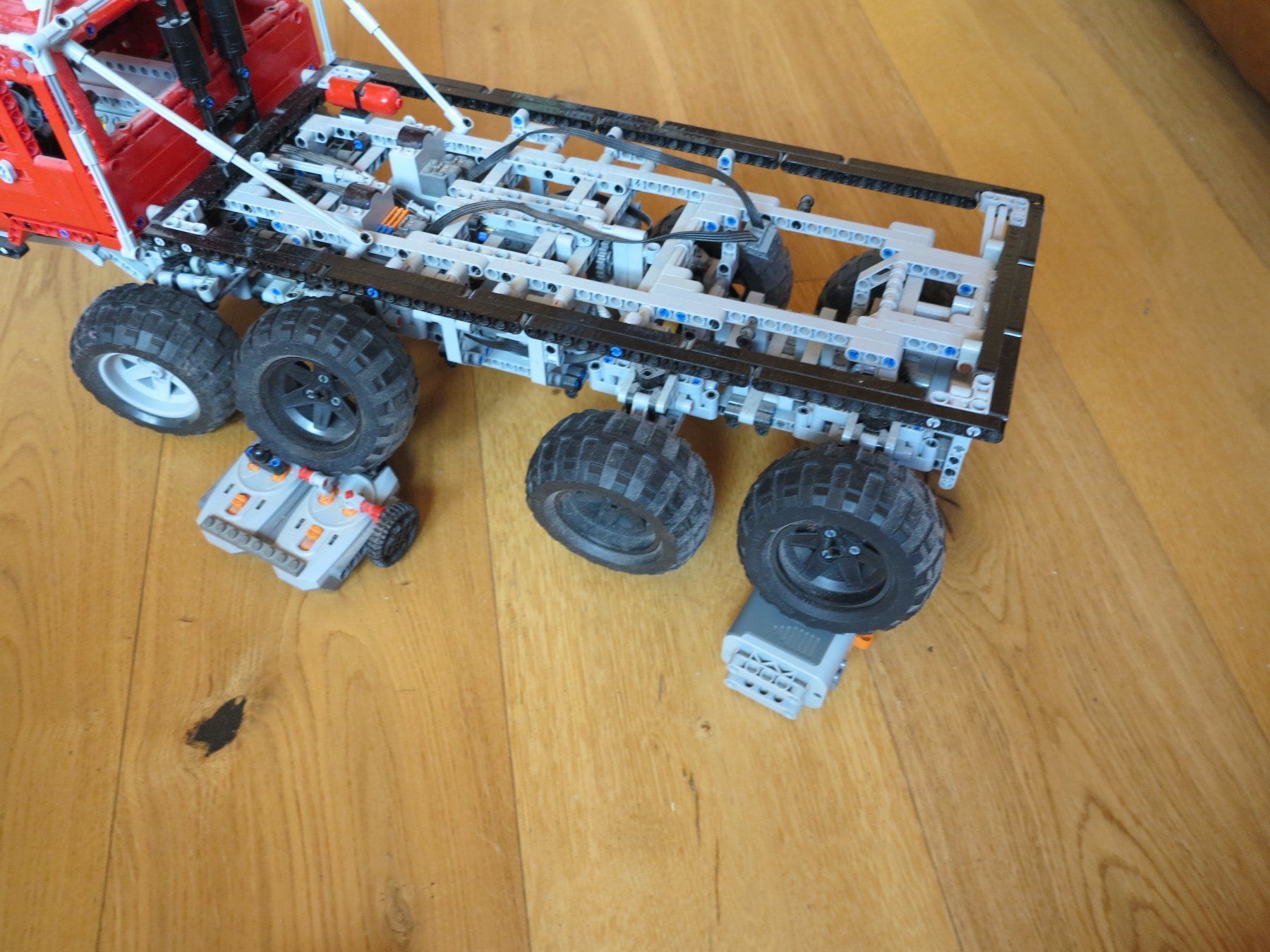 Jouets: Tatra moc Lego 8x8 – D'occasion à Bettmeralp par stermei 4