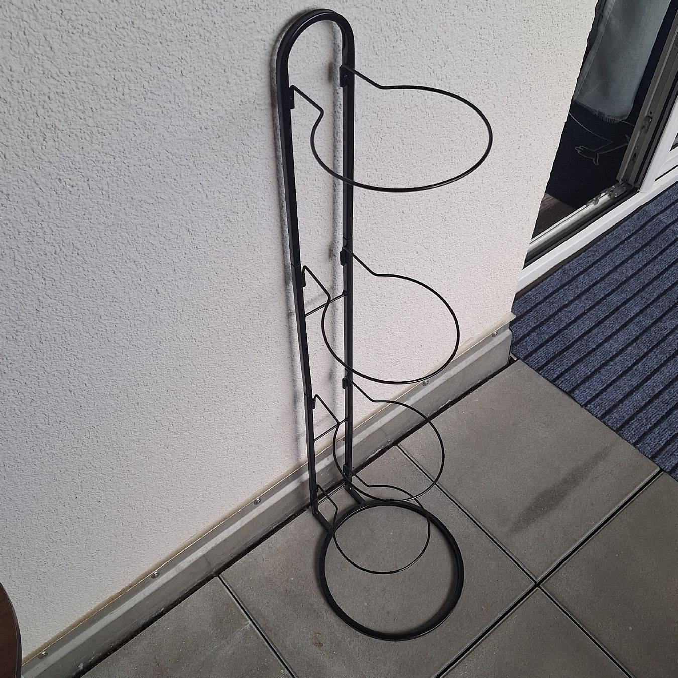 Sonstige Dekorationen & Accessoires: Schwarzer Ballständer – Gebraucht aus Romanshorn von Msdiamond17