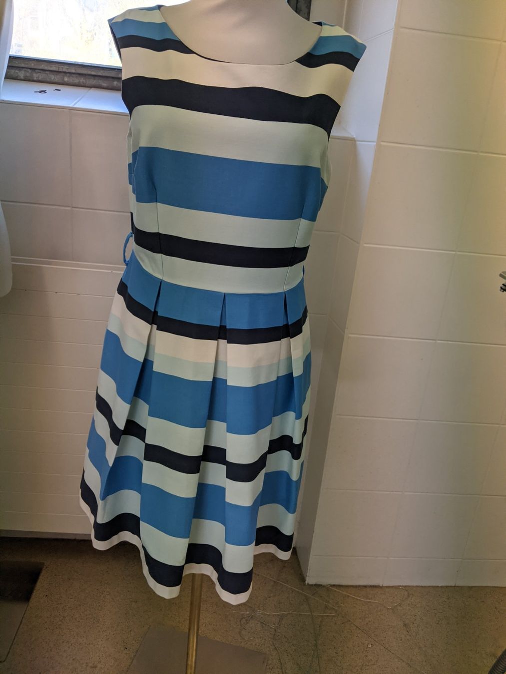 Vestiti: Damen Sommerkleid Gr 38 – Usato da Langnau am Albis venduto da Judithsebi 1