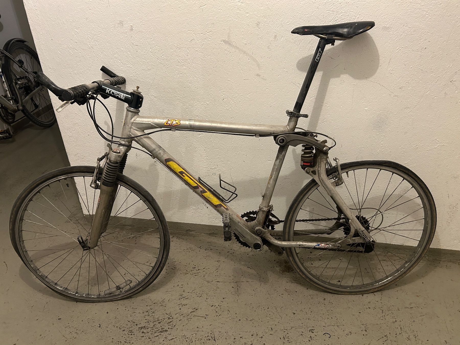GT Biciclette: GT LTS Parallelogramm Fully – Usato da Zürich venduto da Tigerkatzitatzi
