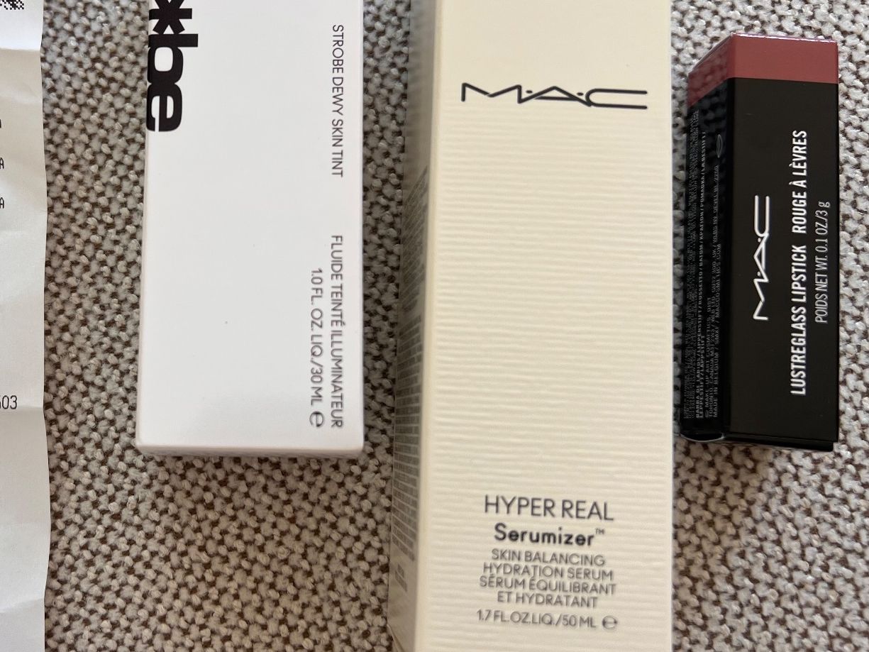 Mac Cosmetics Make-up: MAC Strobe Tint / Serumizer / Lip lipstick originalverpackt – Nuovo e nell'imballaggio originale da Wettingen venduto da nat_khd8 3