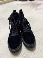 SCHWARZE HIGH-TOP STIEFEL MICHAEL KORS
