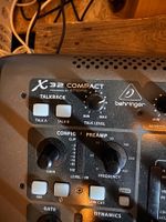 Behringer X32 Compact