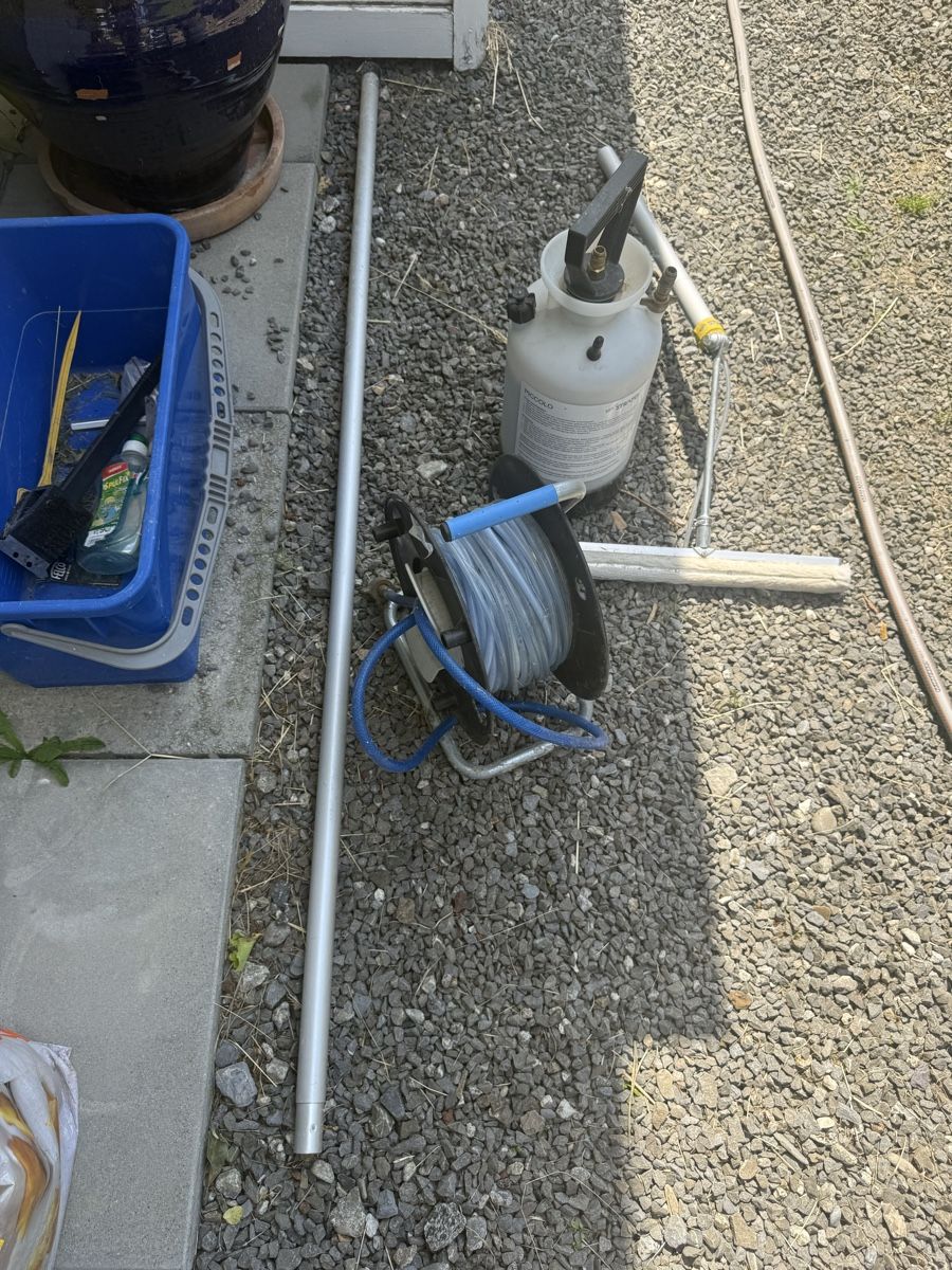 Altro per la casa: Fensterputzgerät – Usato da Sargans venduto da Nikelmaker 2