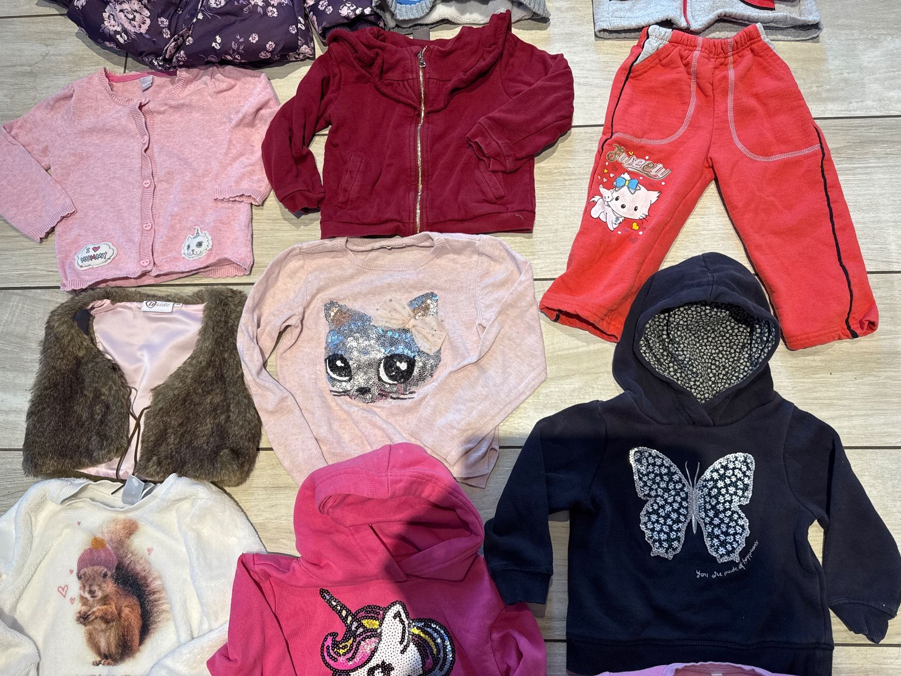 Ensembles coordonnés: Winter Set Mädchen Gr 98-104 , 23 teilig – D'occasion à Gelterkinden par Familienferien 2