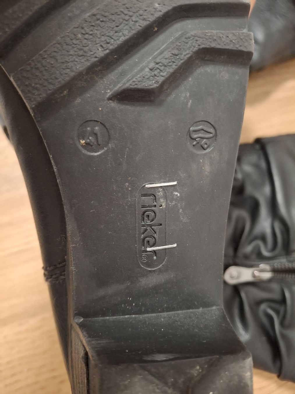 Rieker Scarpe da donna: Warme Winterstiefel von Rieker – Usato da Bäriswil BE venduto da vonys 2