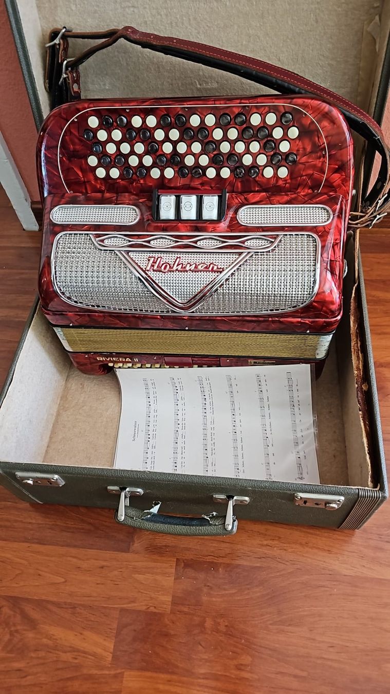 Hohner Strumenti musicali: Akkordeon Hohner  C-Griff – Usato da Luzern venduto da wildflower1 3