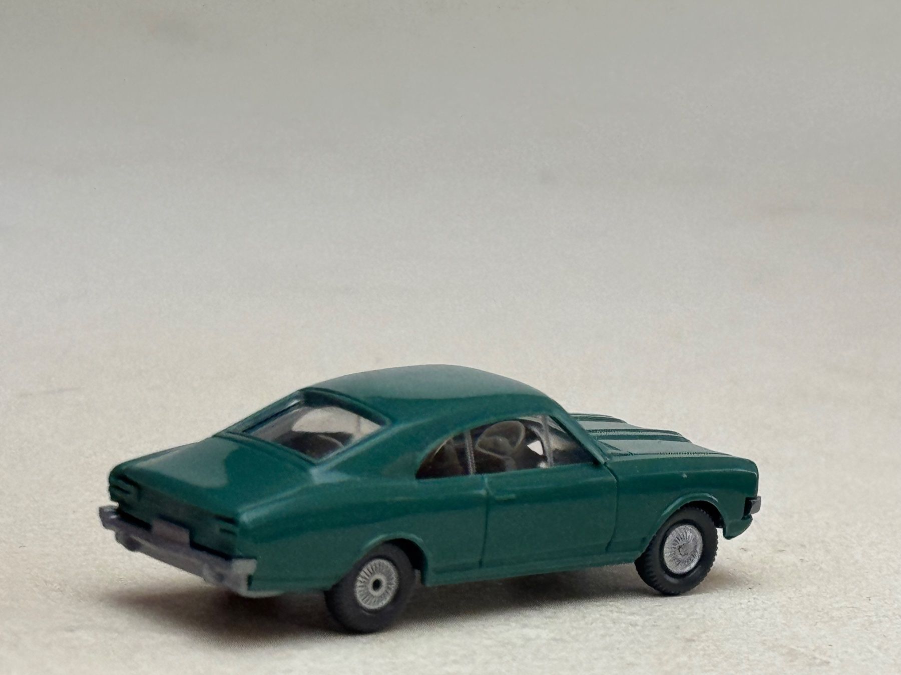 Wiking Modellini d'auto: EB- Wiking Opel Commodore  patinagrün – Usato da Elm venduto da Wikmtz 1