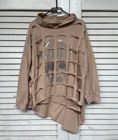 Super lässiger Gitter- Kapuzen Pullover im Lagenlook!