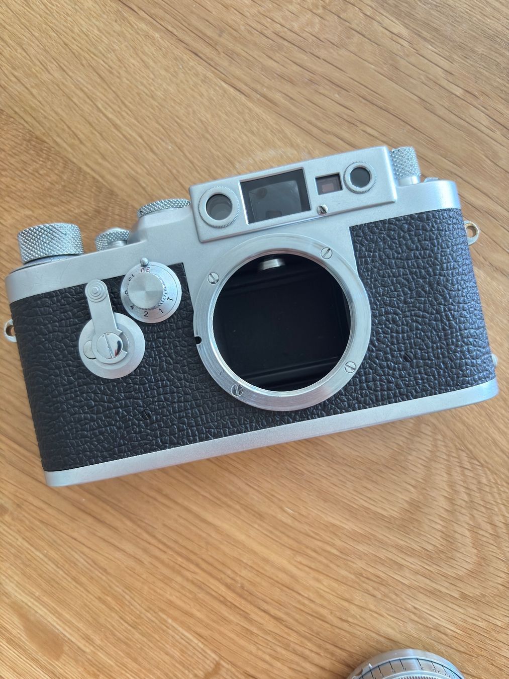 Leica Appareil photo: Leica IIIg / Summitar 50mm F2 – D'occasion à Savagnier par ChrisBott 3