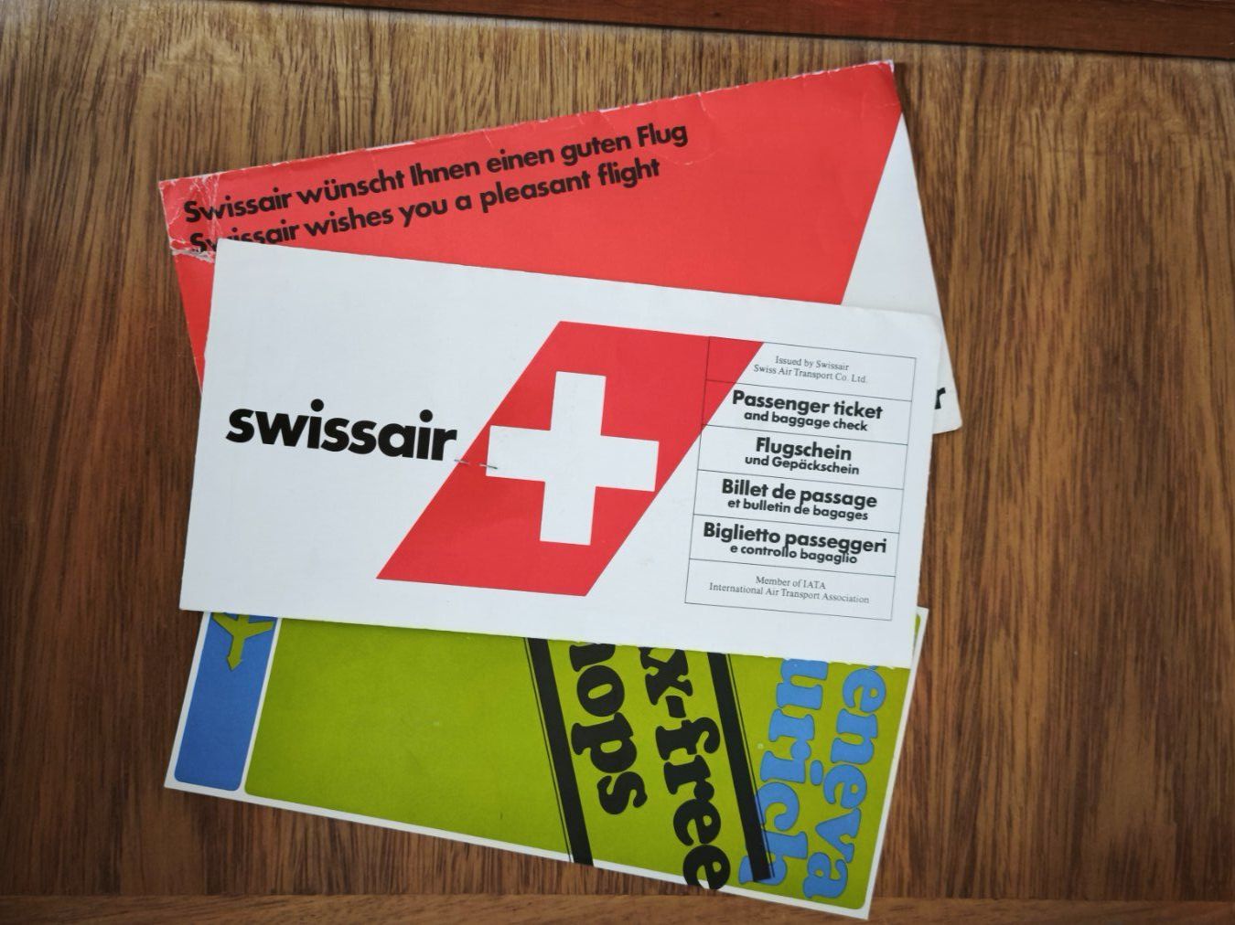 Biglietti: Swissair Flugticket / Flugschein mit Cover etc. – Usato da Aesch BL venduto da Opirol