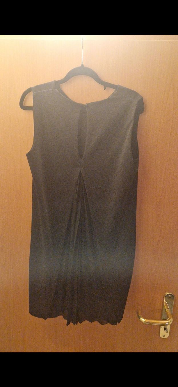 Kleider: Schönes schwarzes Kleid – Gebraucht aus Bubendorf von ang_b829 1