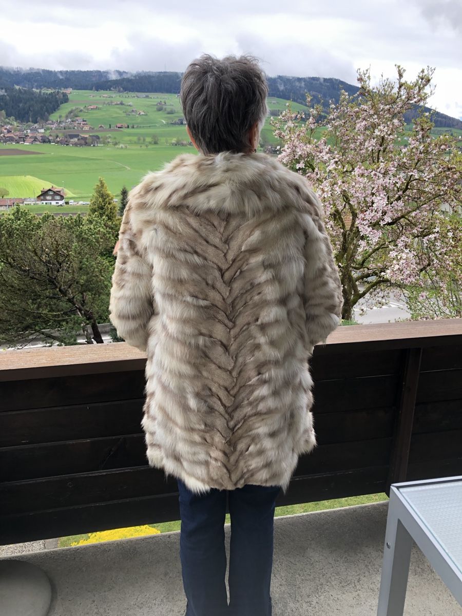 Mäntel: Exklusiver Pelzmantel Blaufuchs – Gebraucht aus Konolfingen von UrsG57 2