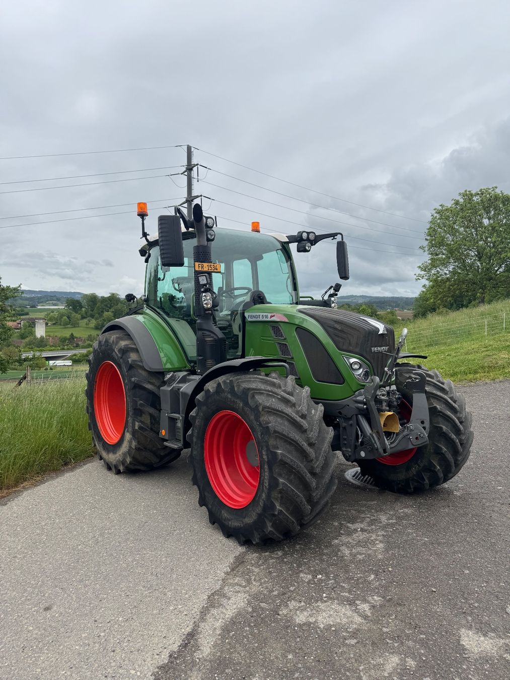 Fendt Trattori: Traktor Fendt 516 Profi Plus – Usato da Ried b. Kerzers venduto da Renner011