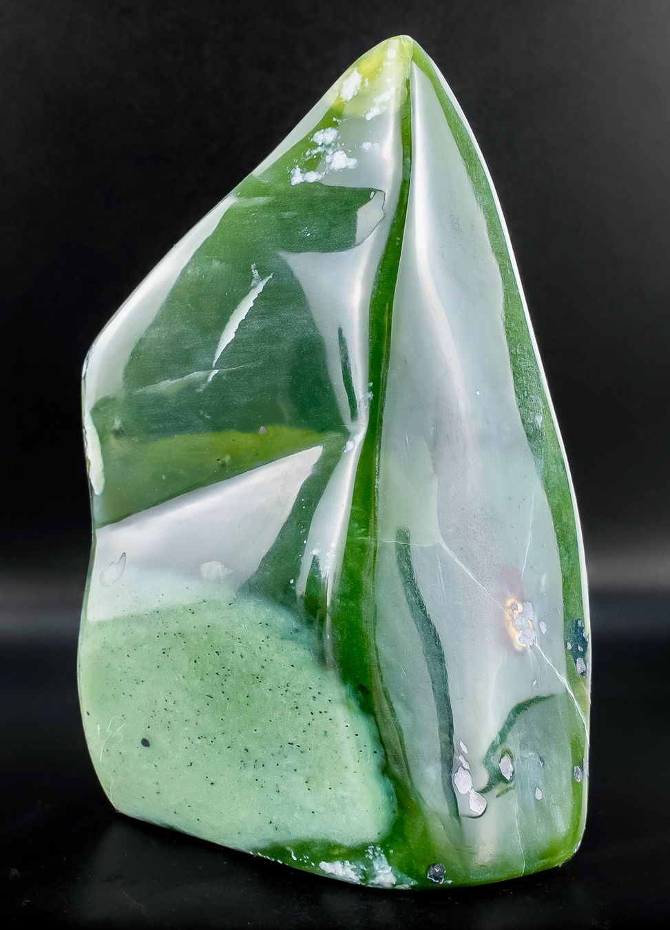 Mineralien & Heilsteine: Burma Myanmar Jade-Nephrit polierter Stein 666g – Gebraucht aus Basel von chinarh891 4