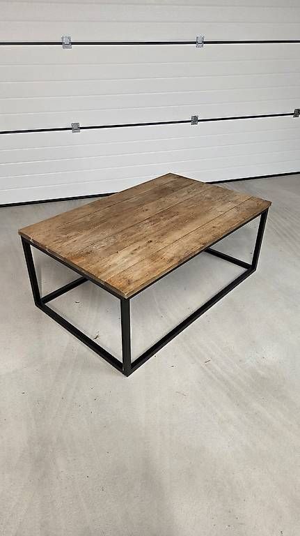 Tische: Couch- / Beistell-Tisch, Eiche massiv, Metall – Gebraucht aus Wabern von StefanX