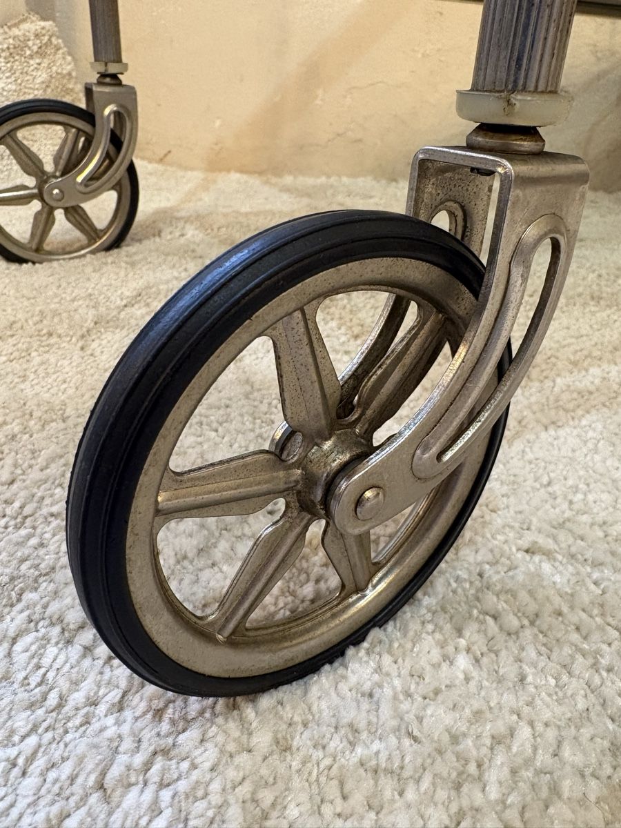 Carrelli di servizio: Servierwagen in Silber – Usato da Wädenswil venduto da Vollwertig 9