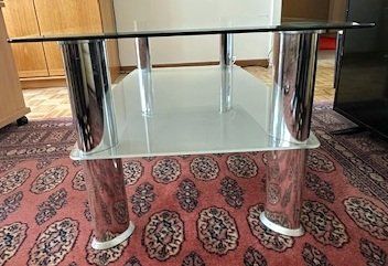 Tables: Salontisch / Couchtisch - Schnäppchen ab Fr. 1.-- – D'occasion à Küttigen par caninia 1