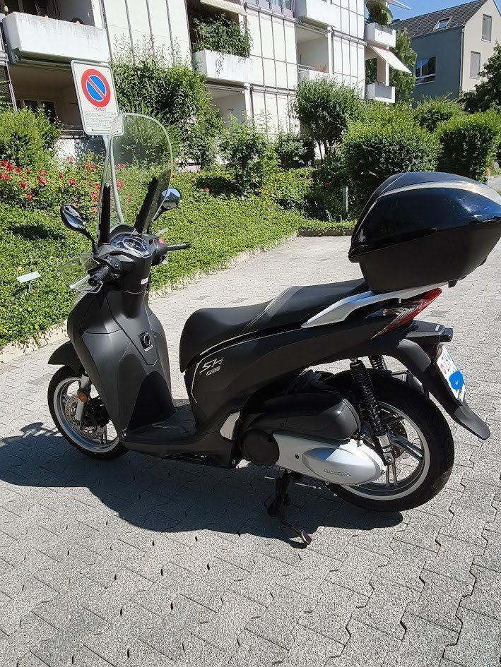 Honda Scooter: Honda SH300A, MFK 04.2026, 6600km – Usato da Stallikon venduto da Signs-World 4