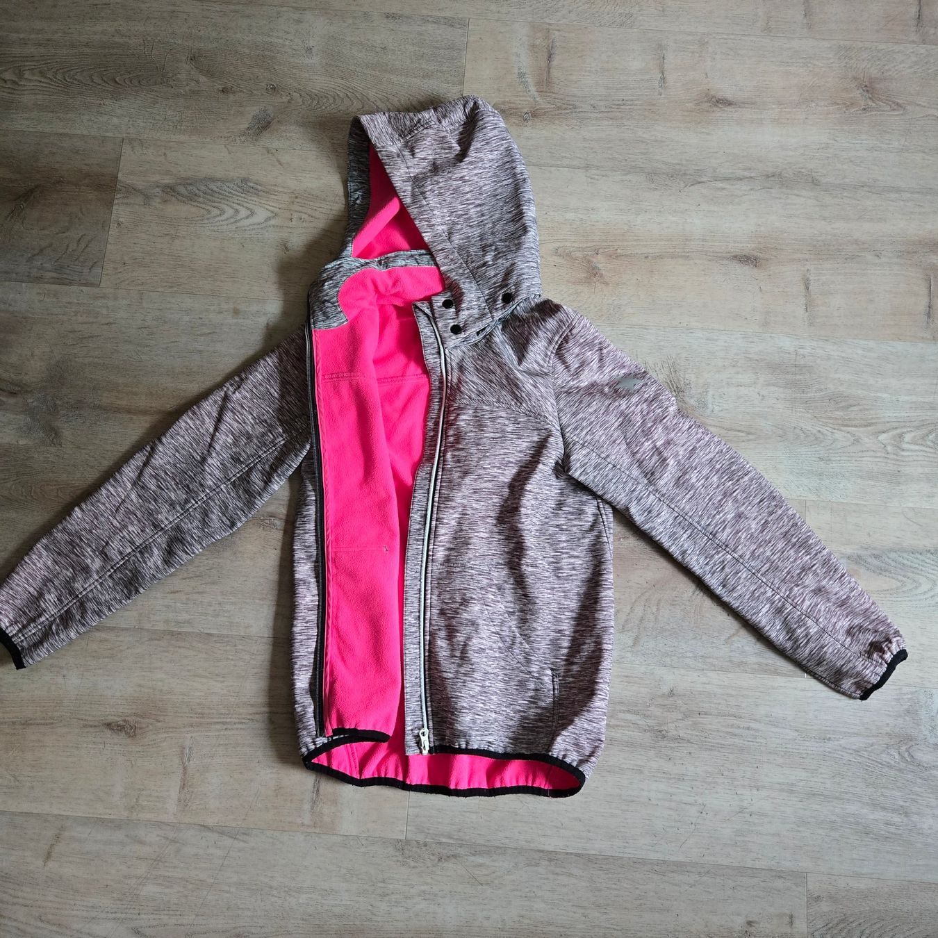 H&M Giacche & Cappotti: Softshelljacke H&M Grösse 164 Mädchen Rosa Graumeliert – Usato da Delémont venduto da mvl_l76c 2