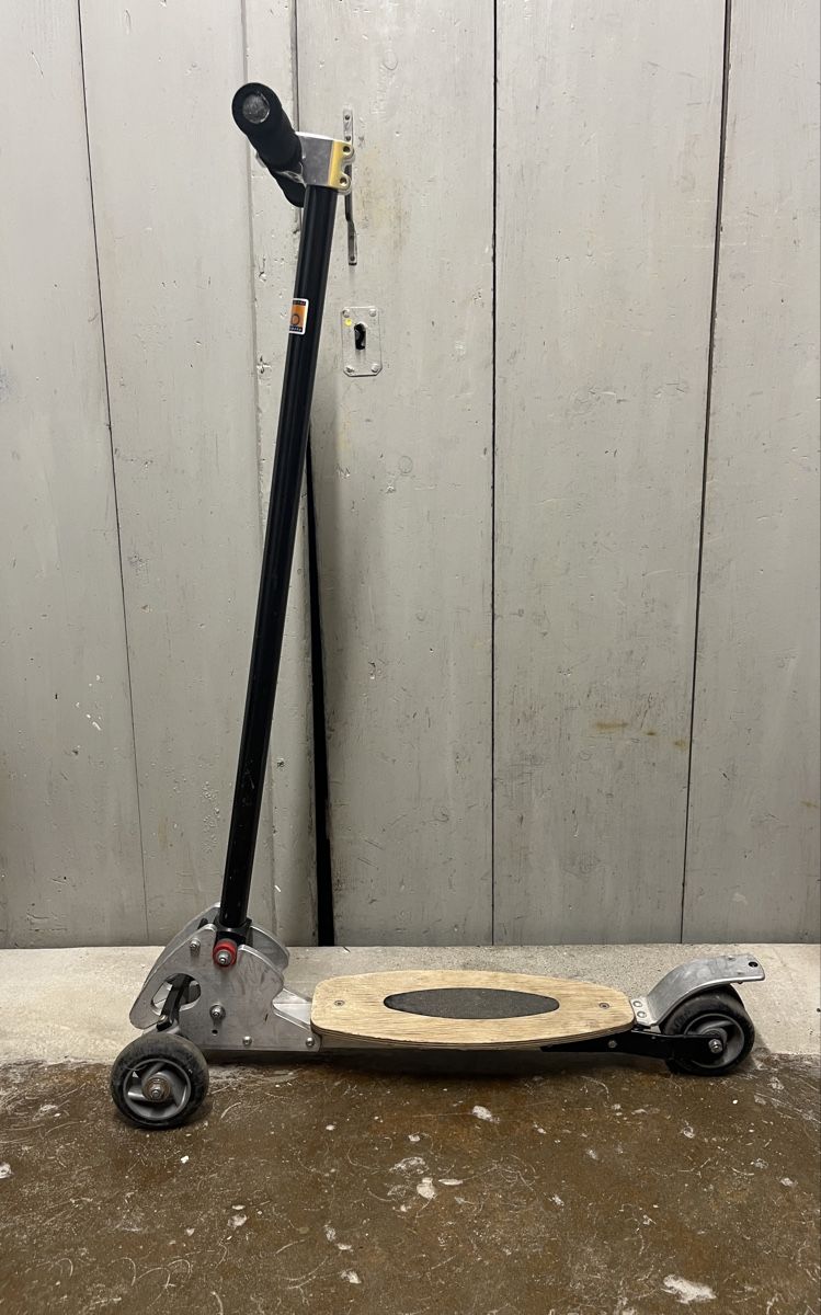 Kickboard: CIRO Kickboard, Trottinet, – Usato da St. Gallen venduto da reg_f8h8