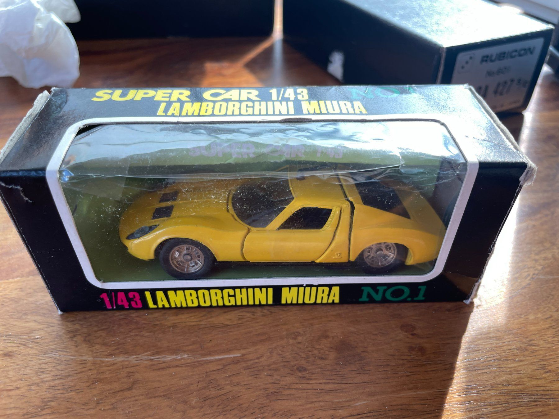 Lamborghini Modellini d'auto: Lamborghini Miura        Sakura 1:43 – Nuovo e nell'imballaggio originale da Wohlen AG venduto da Erelpowerline