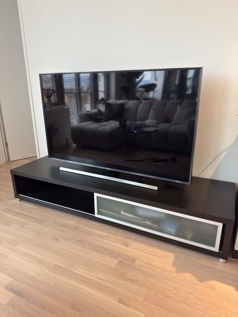 Mobili TV: TV Möbel / Lowboard - Schwarz – Usato da Küsnacht ZH venduto da lin_p7sx