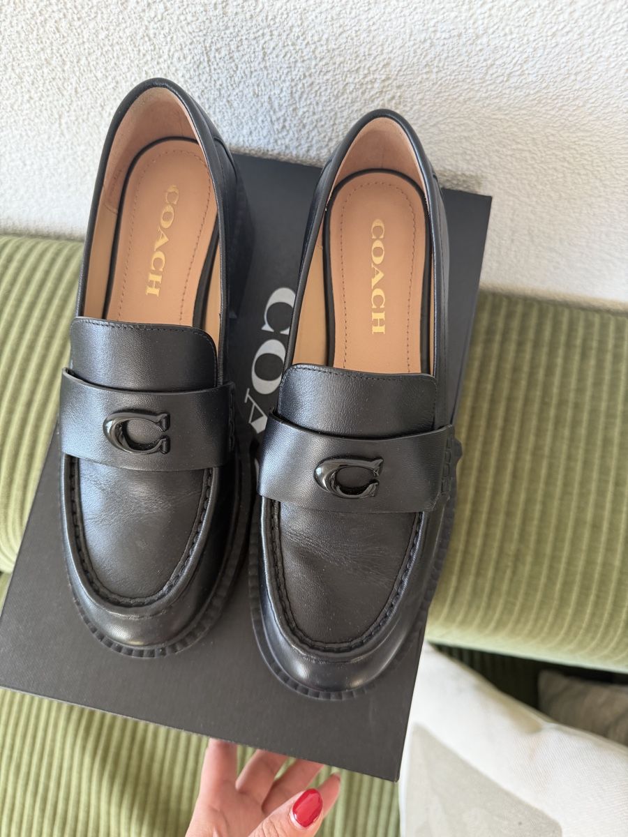 Damenschuhe: Black Coach Loafers – Neu (gemäss Beschreibung) aus Wallisellen von Selin_Achermann