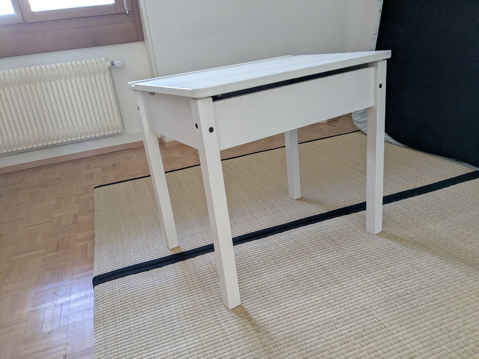 Ikea Schreibtische: Bureau enfant Ikea – Gebraucht aus Lausanne von lin_fz97