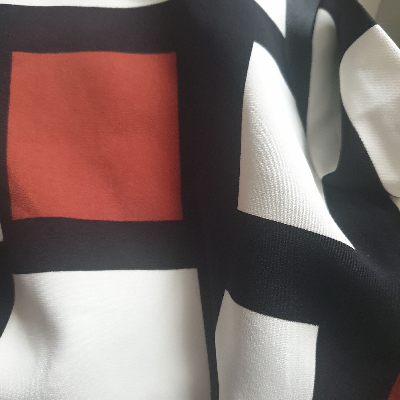 Robes: Sandro Ferrone schönes Kleid Gr. 36 – Neuf (Voir description) à Frenkendorf par Moon111 4