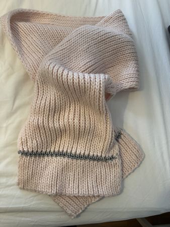 Schöner Winterschal Michael Kors, Rosa