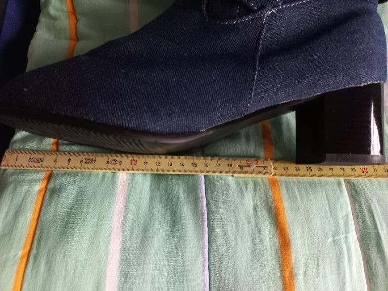 Scarpe da donna: Winterstiefel mit Blockabsatz Jeanslook Grösse 45 – Nuovo (secondo la descrizione) da Pfäffikon / ZH venduto da Pefkadett 8