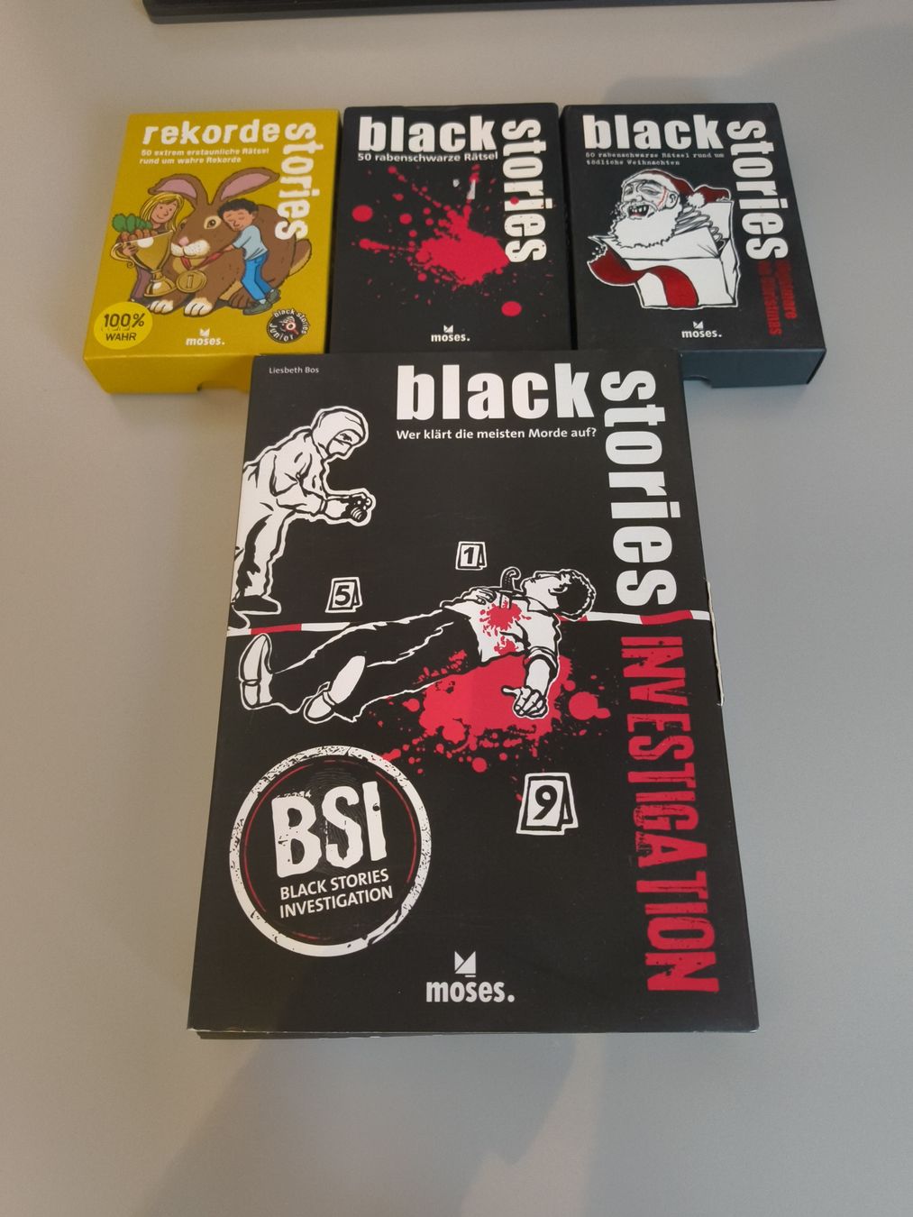 Spiele: Div. Black Story Spiele – Gebraucht aus Bern von TxZ