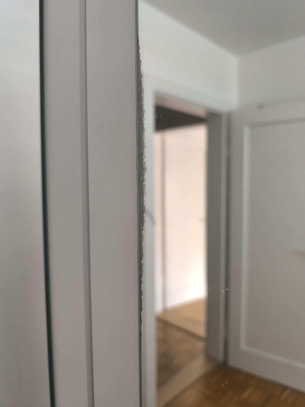 Armoires: Kleiderschrank – D'occasion à Luzern par sch_52p7 7