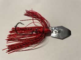 Chatterbait rot 9cm fischen jiggen köder