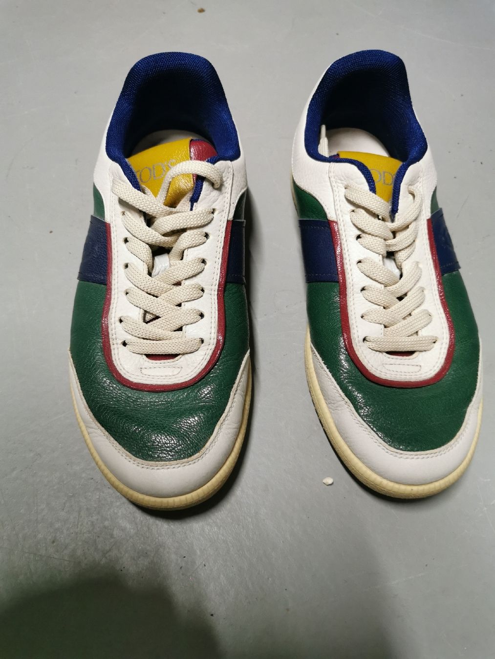 Tod'S Damenschuhe: Tod's Sneaker Leder Grösse 36  – Gebraucht aus Mühlethurnen von GaspAnita